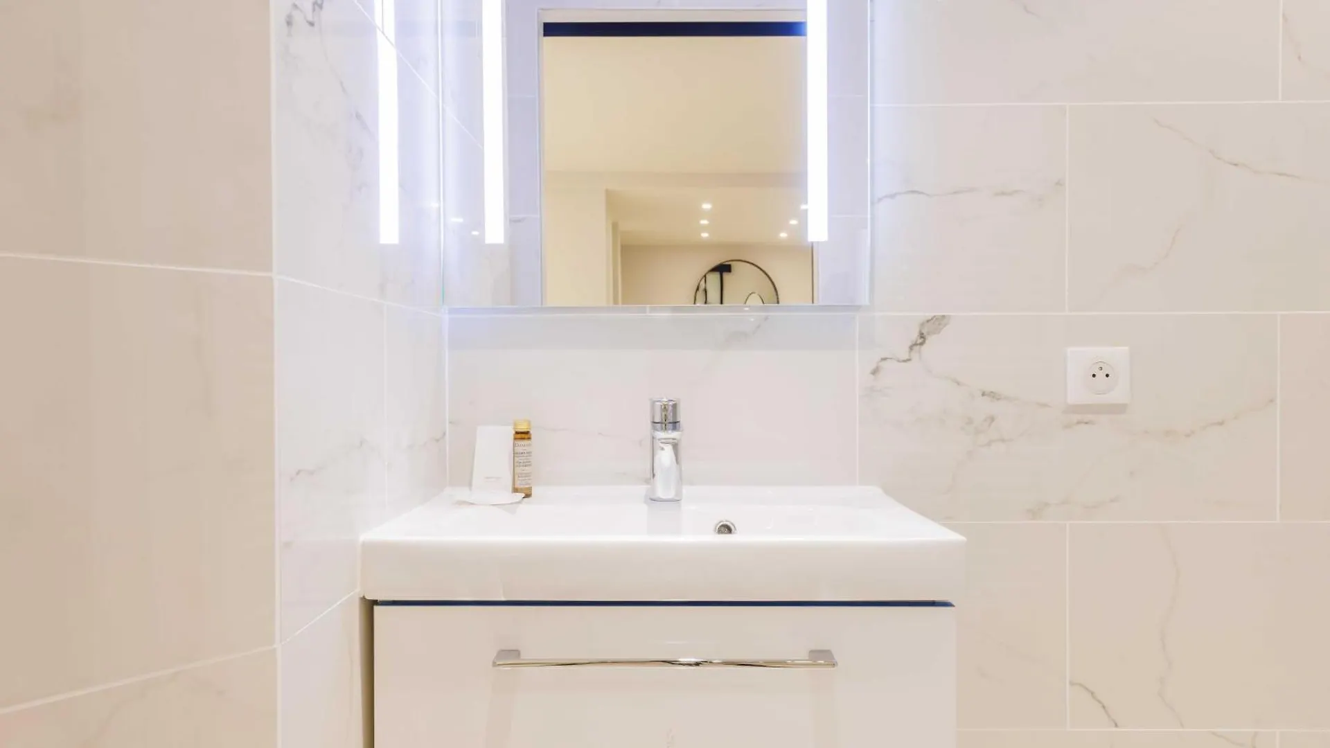 Modern Apartment - 2Br-5P - Bastille Paris France